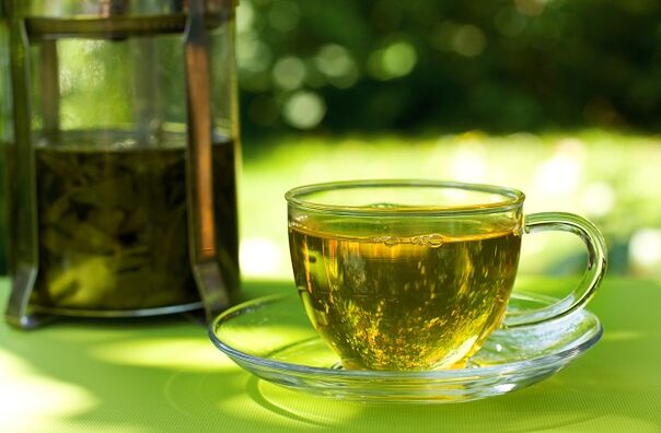 Το πράσινο τσάι είναι η βάση μιας από τις επιλογές διατροφής με νερό